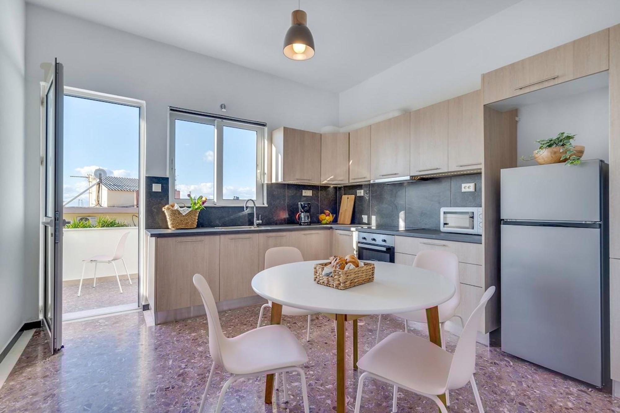 Sea City And Mountain View Apartment Chania  Екстер'єр фото